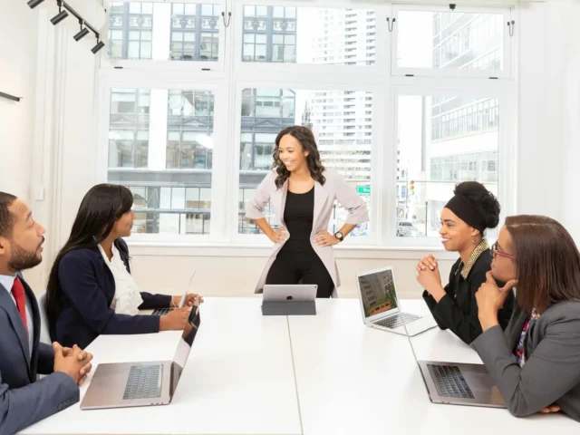 Modern Employee Performance Review Methods for Modern Teams
