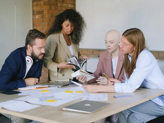 Harnessing Qualitative and Quantitative Data Analysis for Better Business Decisions