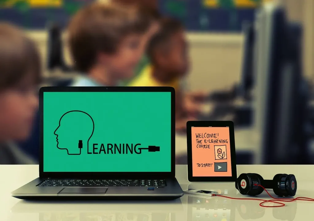 laptop opening a webinar for leadership development