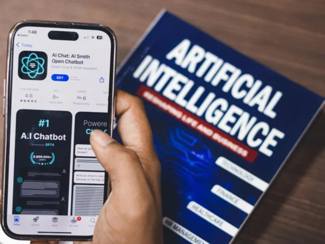 Why Smart Leaders Use AI to Make Data-Driven Decisions
