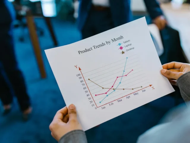 Listening as a Leadership Superpower: How to Spot Trends Early