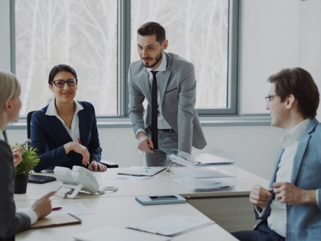 Beginner’s Guide to Developing Leadership Skills in the Workplace